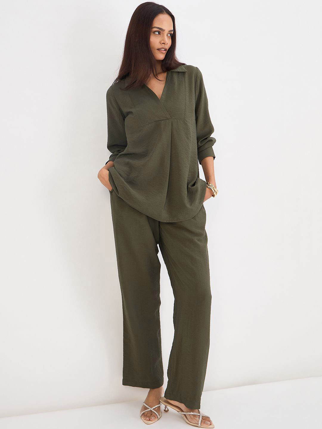 FEMMELLA Shirt Collar Textured Top With Trousers