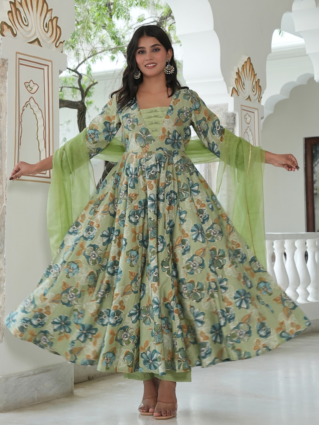 Ragvi Women Floral Printed Chanderi Silk Kurta with Trousers & With Dupatta