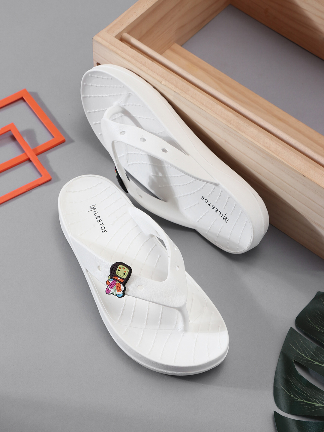 MILESTOE OCEAN Women Croslite Thong Flip-Flops