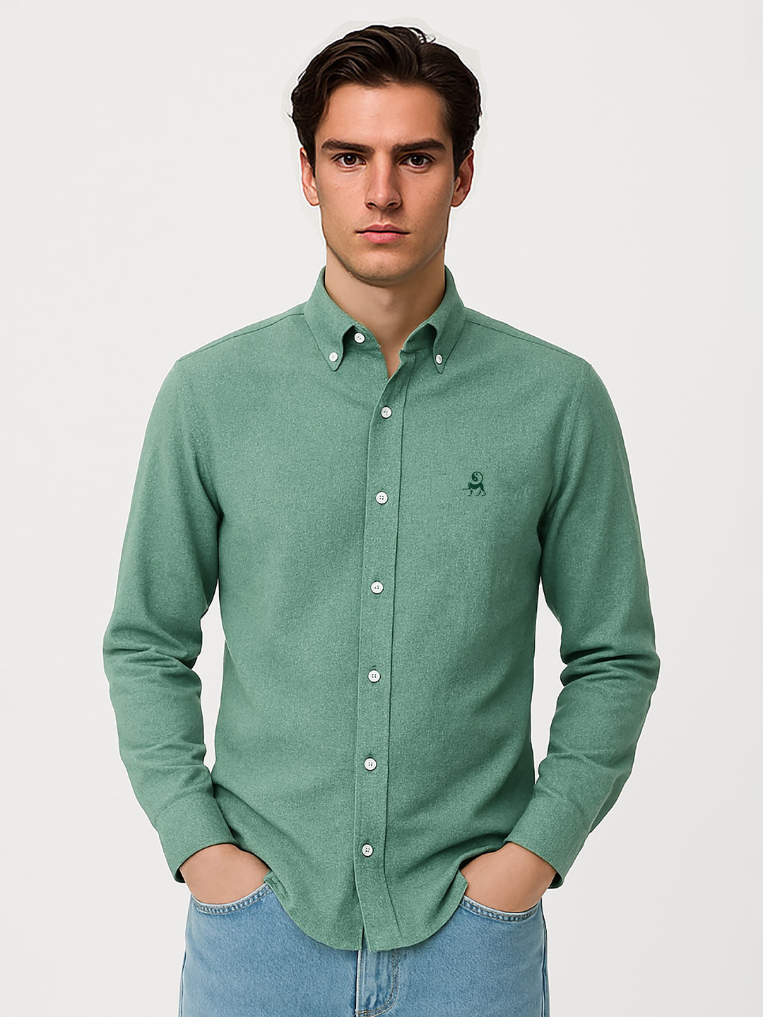 MISCHIEF MONKEY Men Oxford Fit Solid Button-Down Collar Casual Shirt