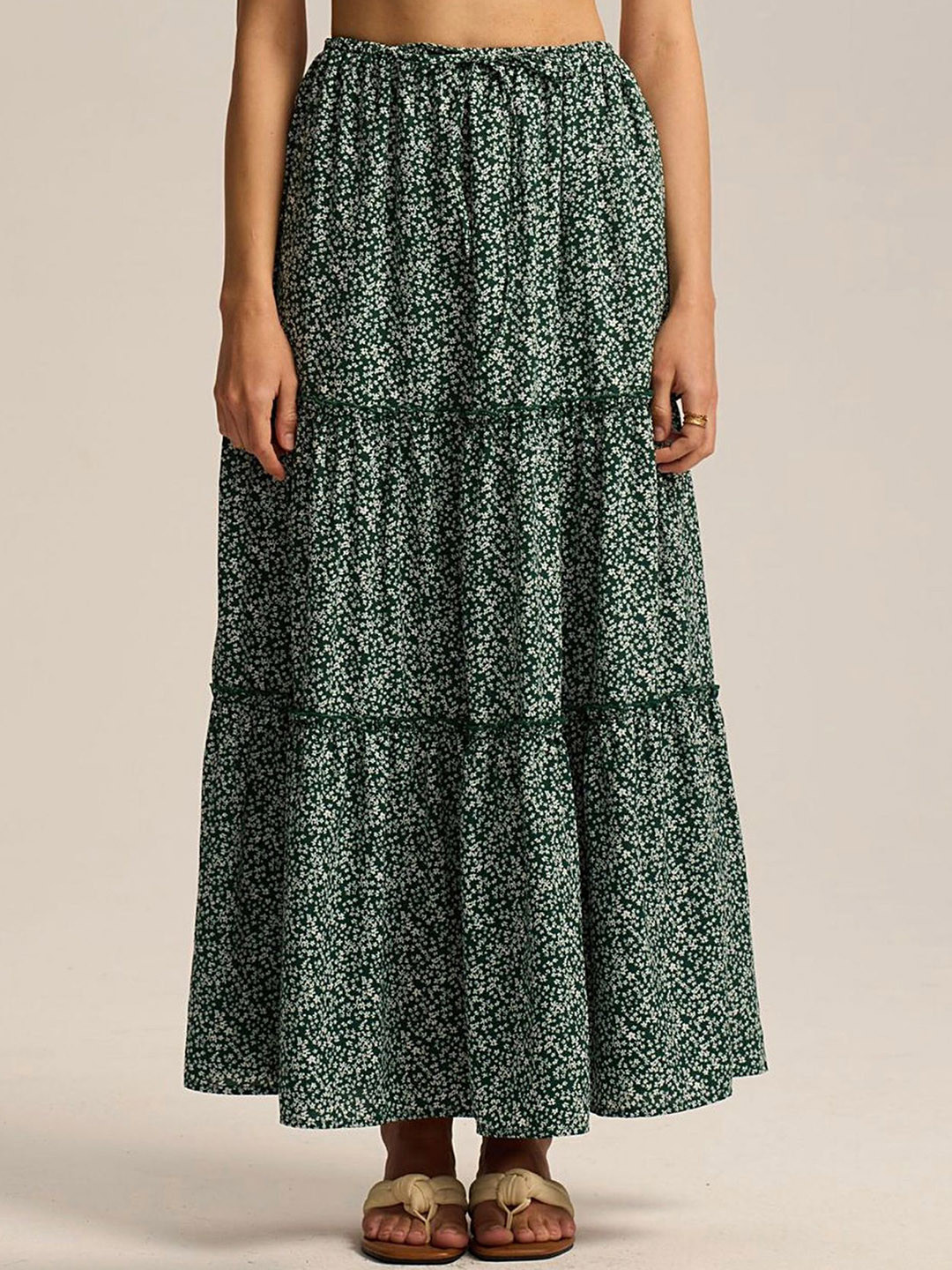 LULU & SKY Women Floral Printed High-Rise Tiered Maxi Skirt