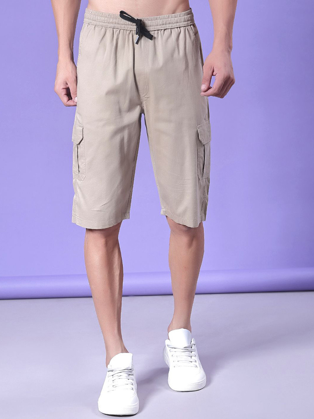 V-Mart Men Woven Design Three-Fourth Shorts