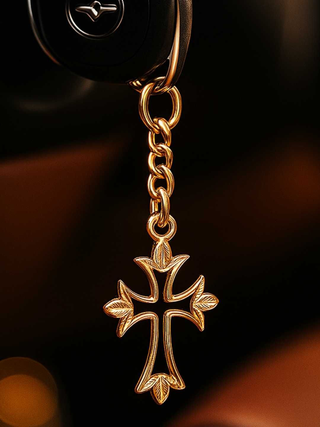 Elita Decorative Gold-Plated Chain Link Cross Key Chain