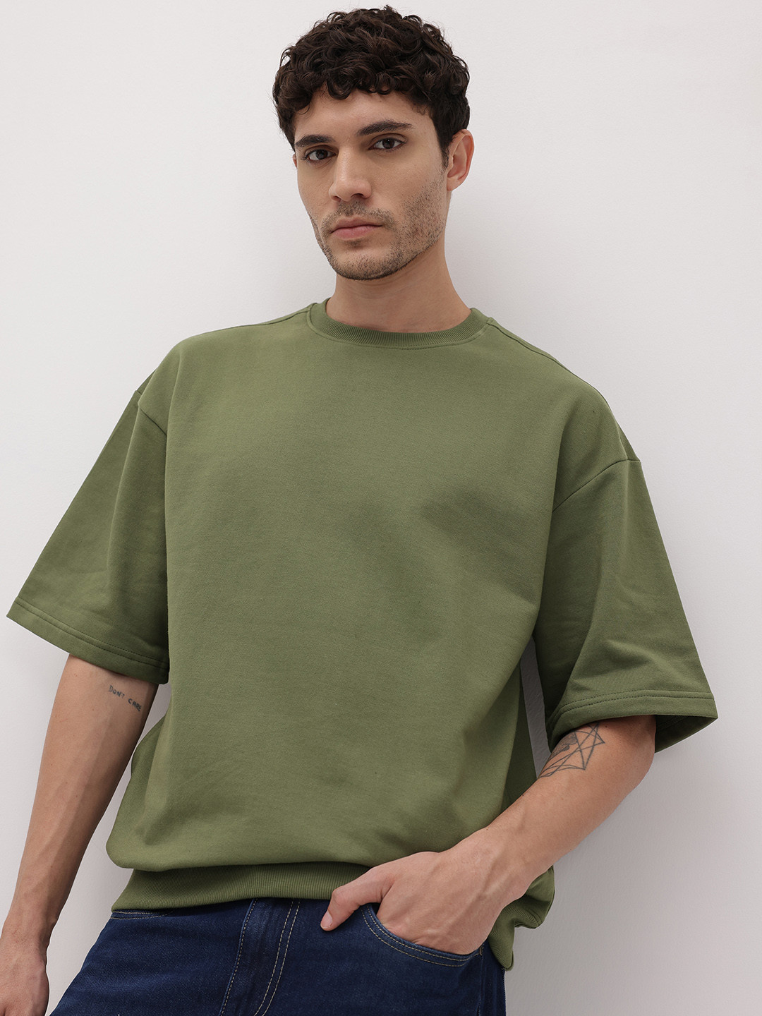 The Roadster Life Co. Round Neck Sweatshirt
