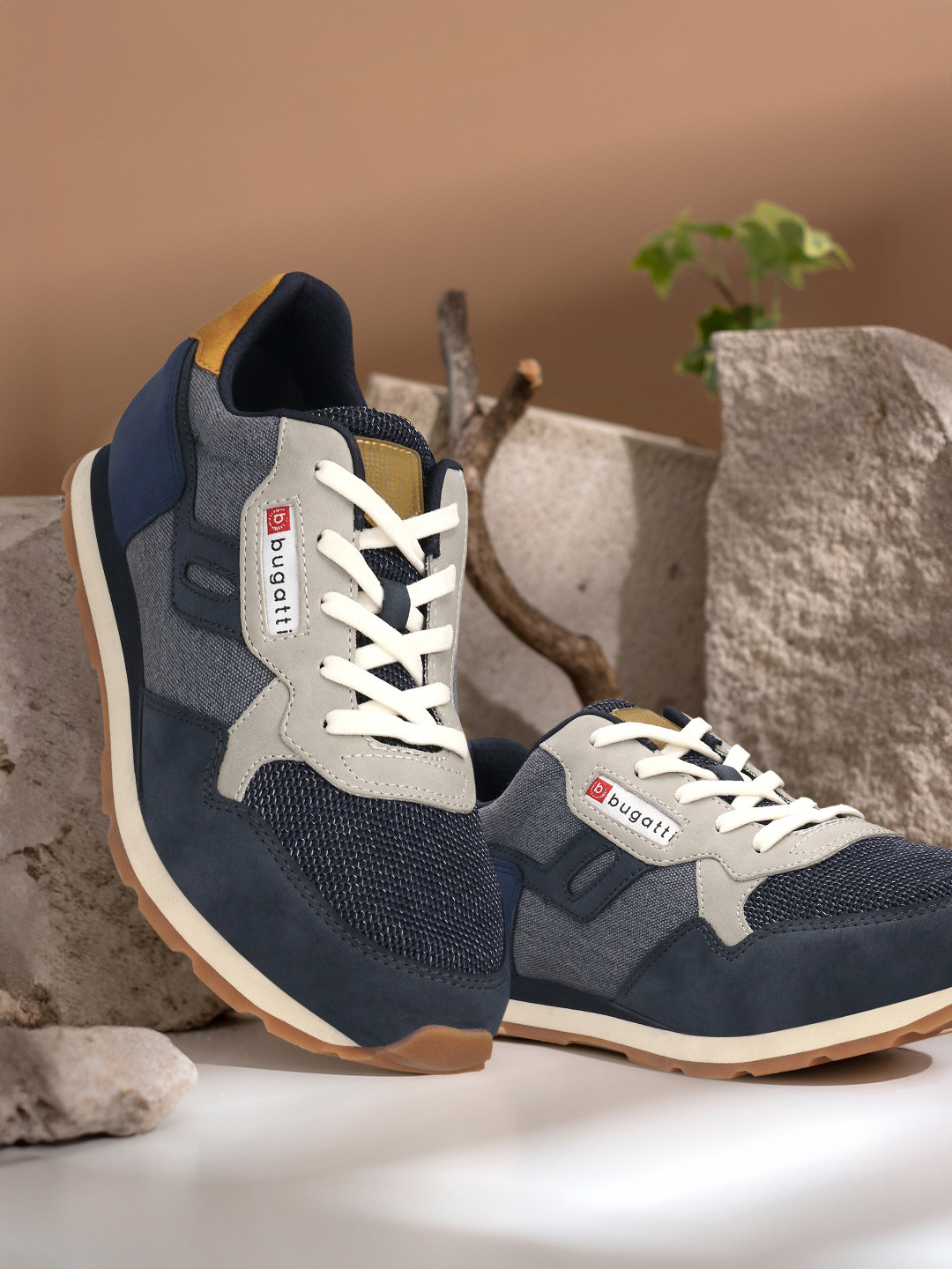 Bugatti Men Colourblocked sacramento Round Toe Lace-Ups Sneakers Casual Shoes