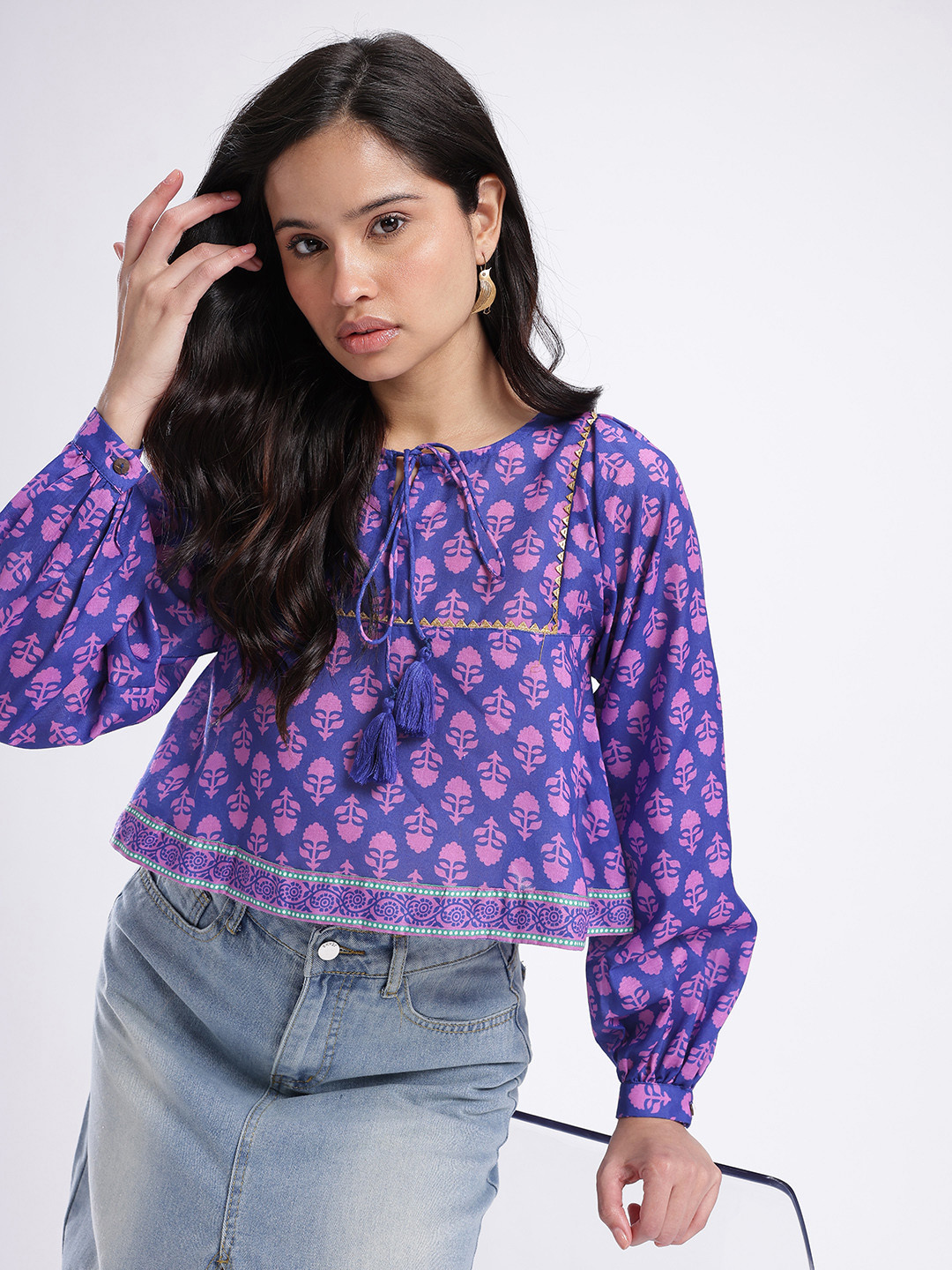 fusion by glitchez Indie Floral Printed Crop Top