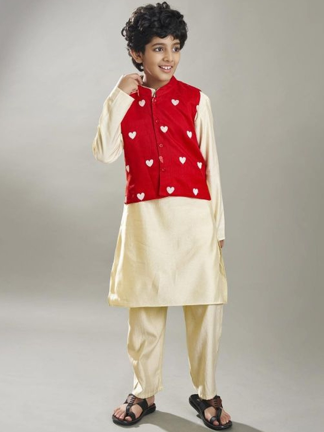 Bittu By Bhama Boys Geometric Printed Regular Kurta Set with a red embroidery jacket
