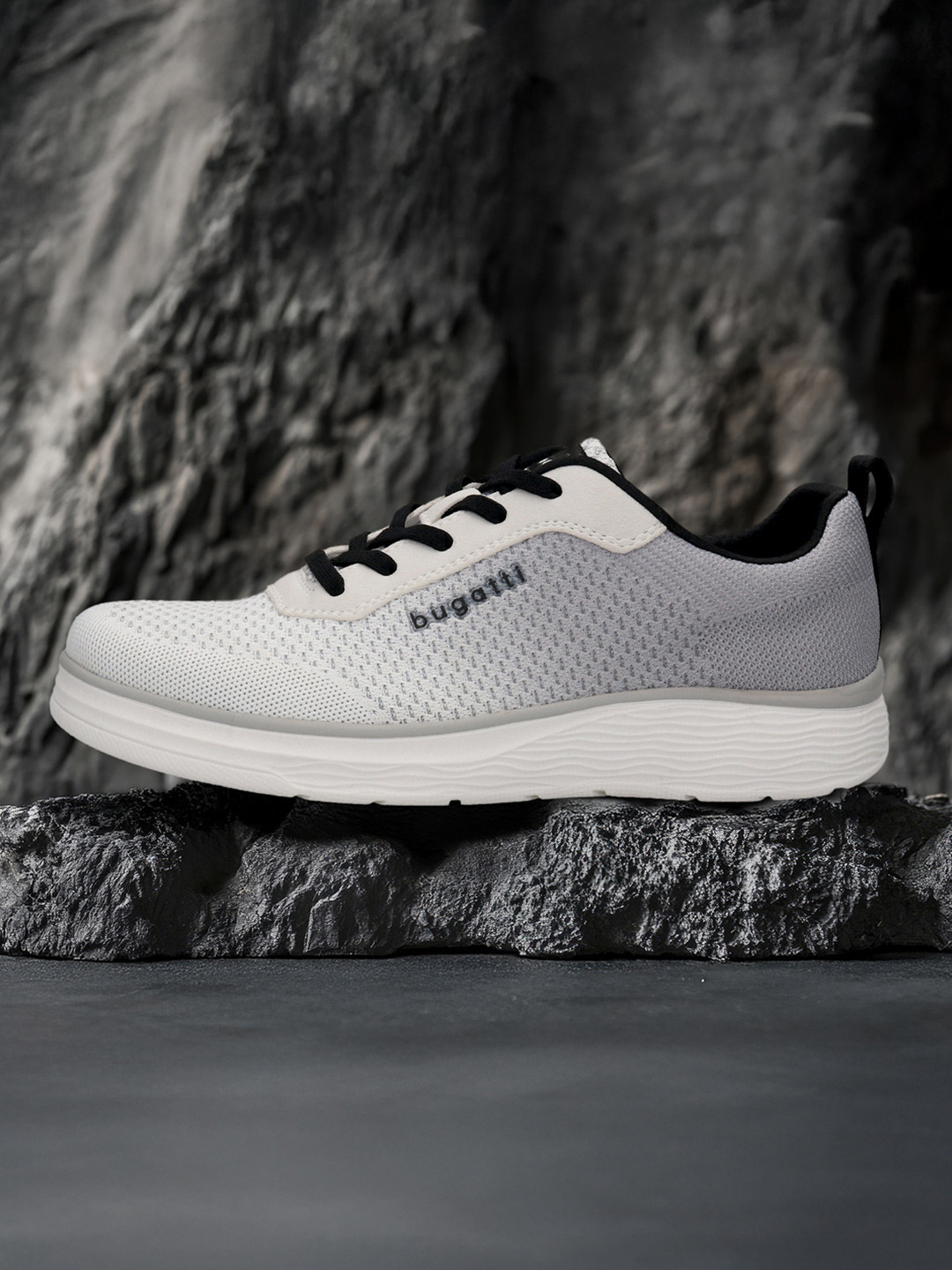 Bugatti Men Woven Design Lace-Ups Sneakers with Laser Cuts