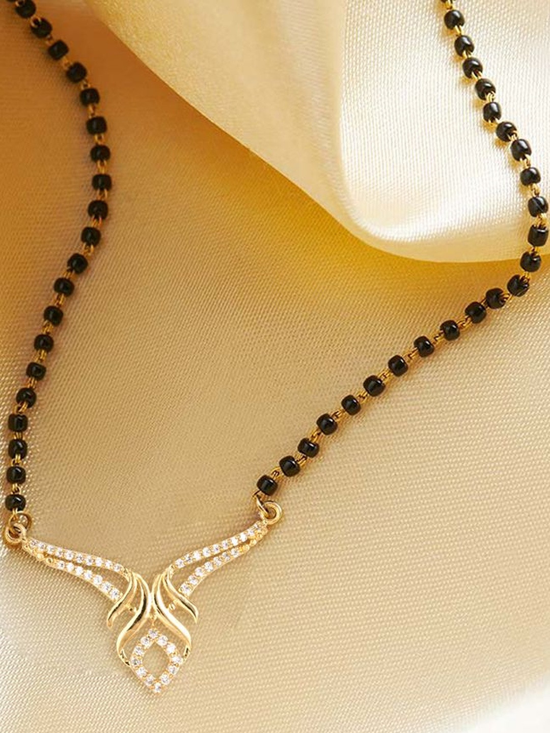 MEENAZ Gold-Plated Artificial Stones Studded & Beaded Mangalsutra