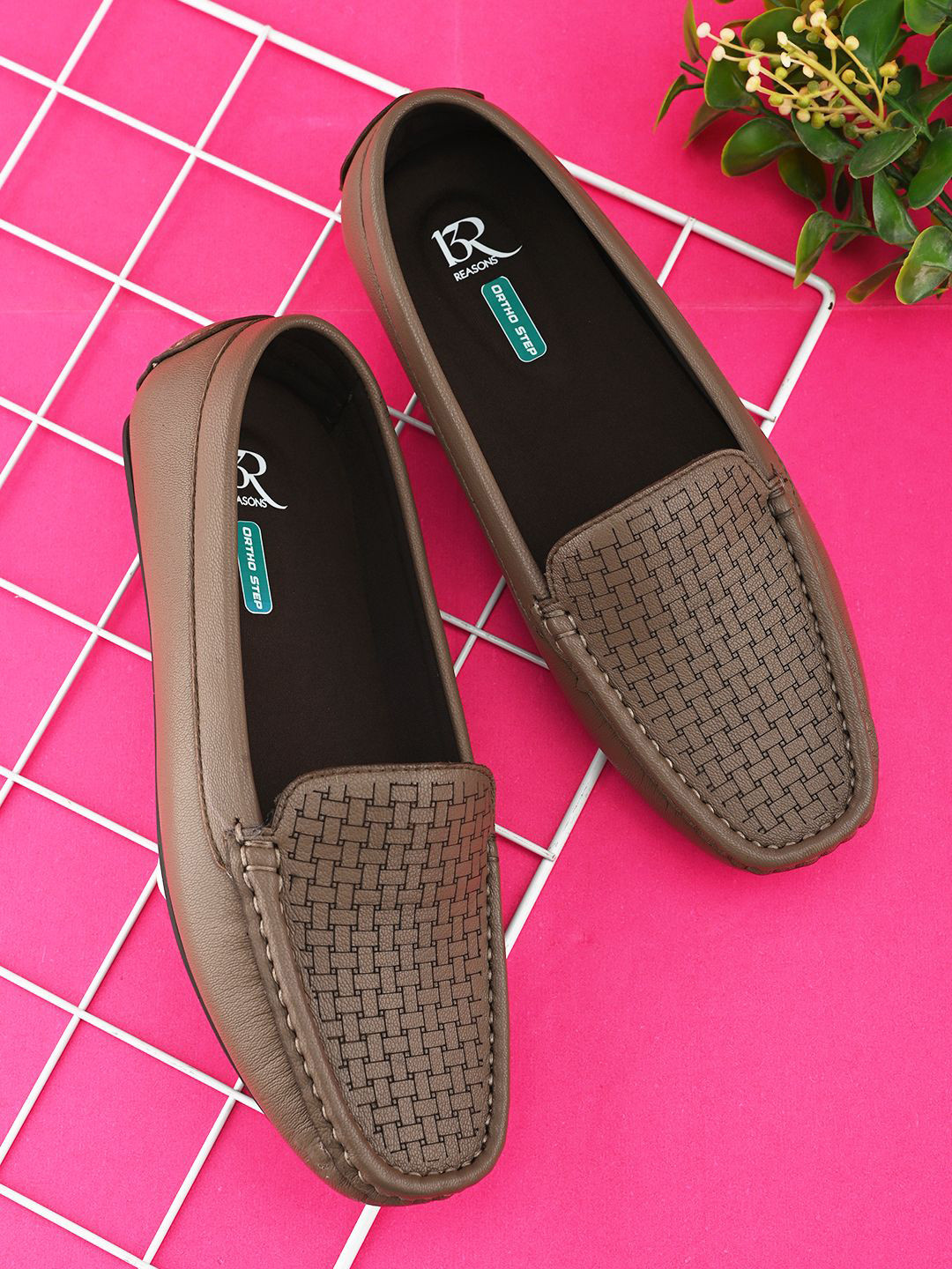 13 Reasons Women Textured Lightweight Leather Penny Loafers