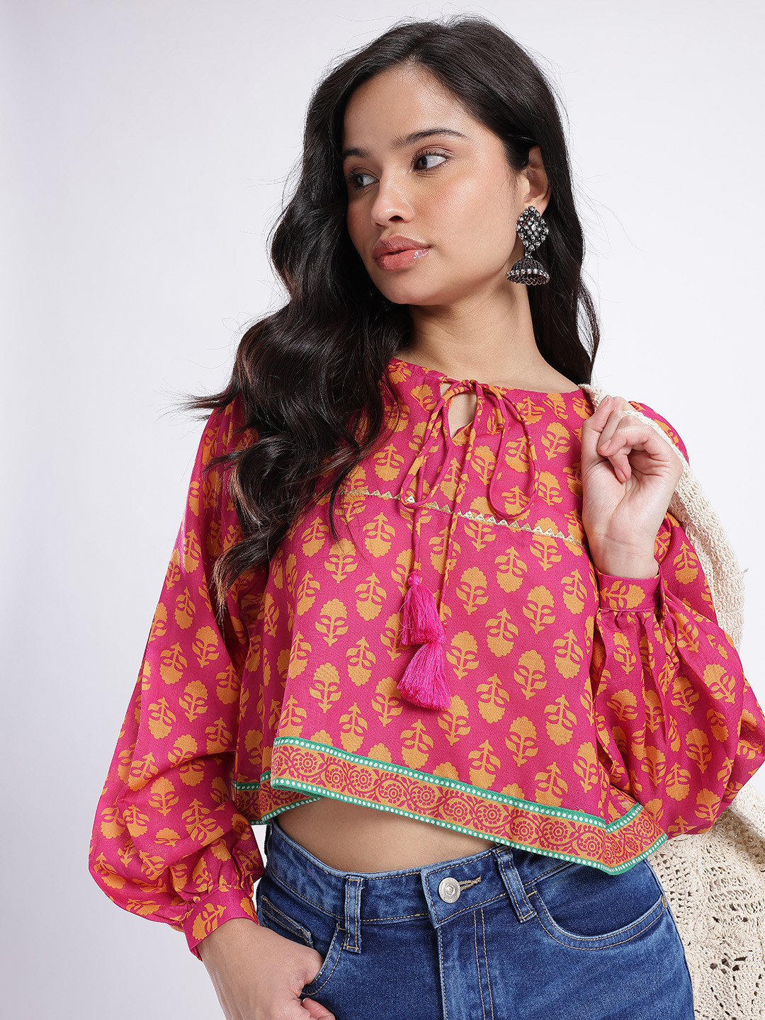 fusion by glitchez Indie Floral Printed Crop Top