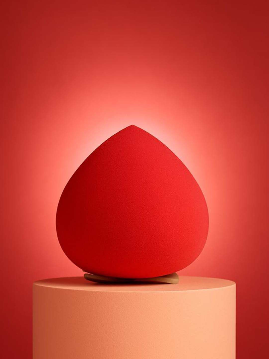 CUFFS N LASHES Strawberry Makeup Blender Puff