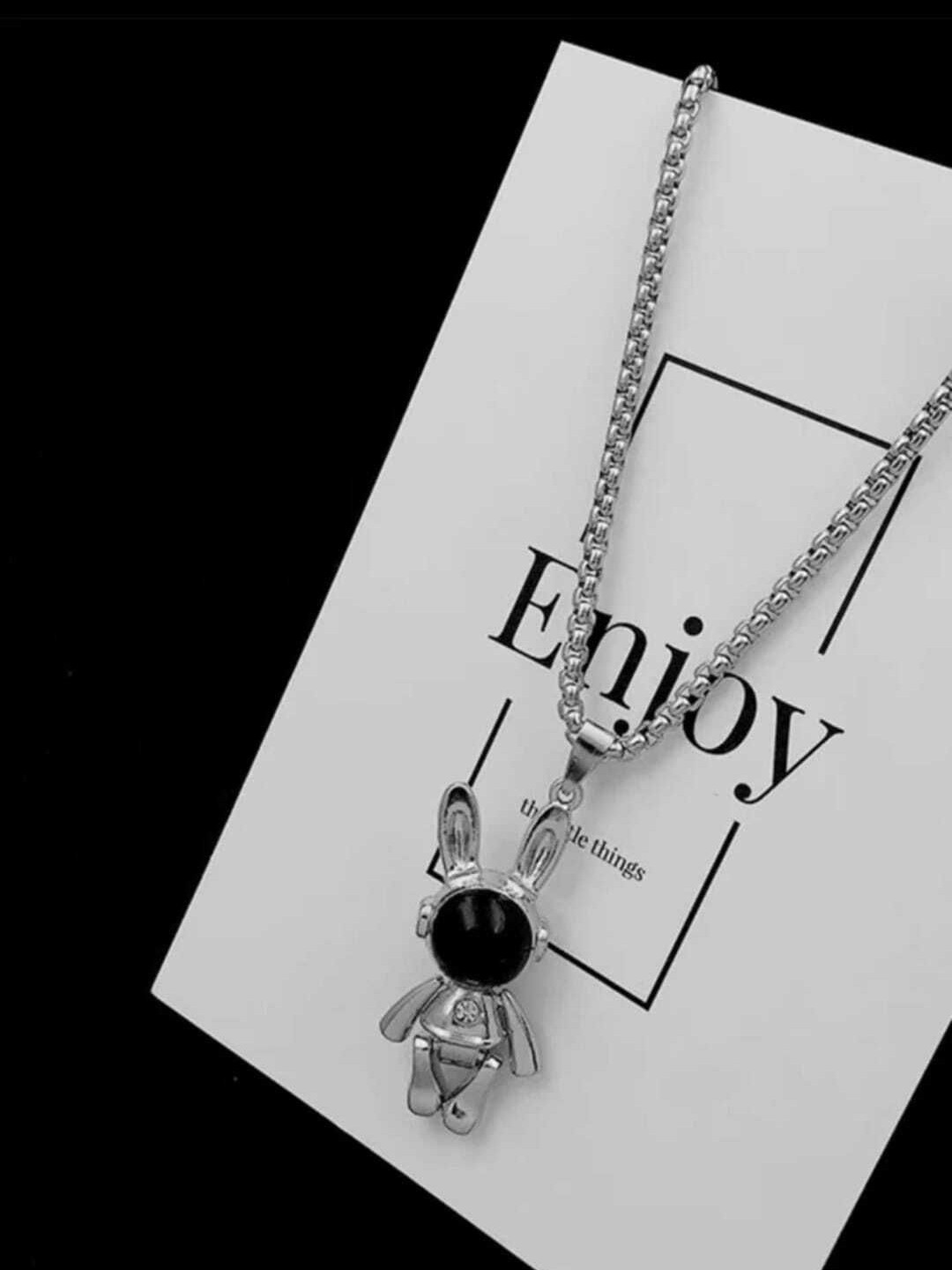 Vivnits Unisex Silver-Plated Astronaut Shaped Pendant With Chain