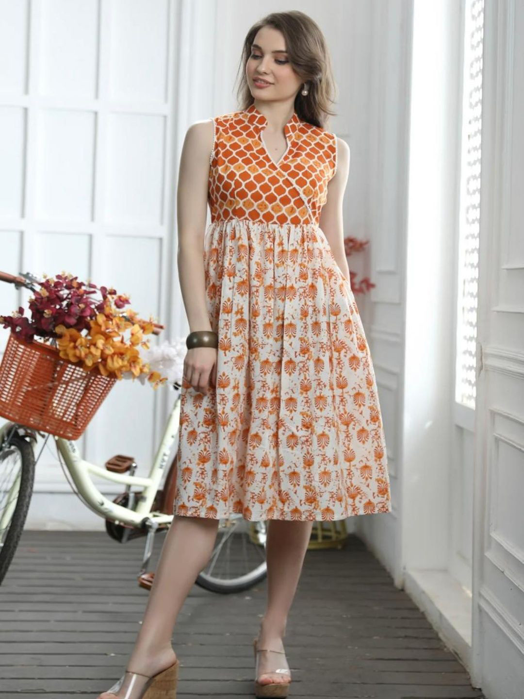 JEMCY Women Printed Pure Cotton Fit And Flare Dresses