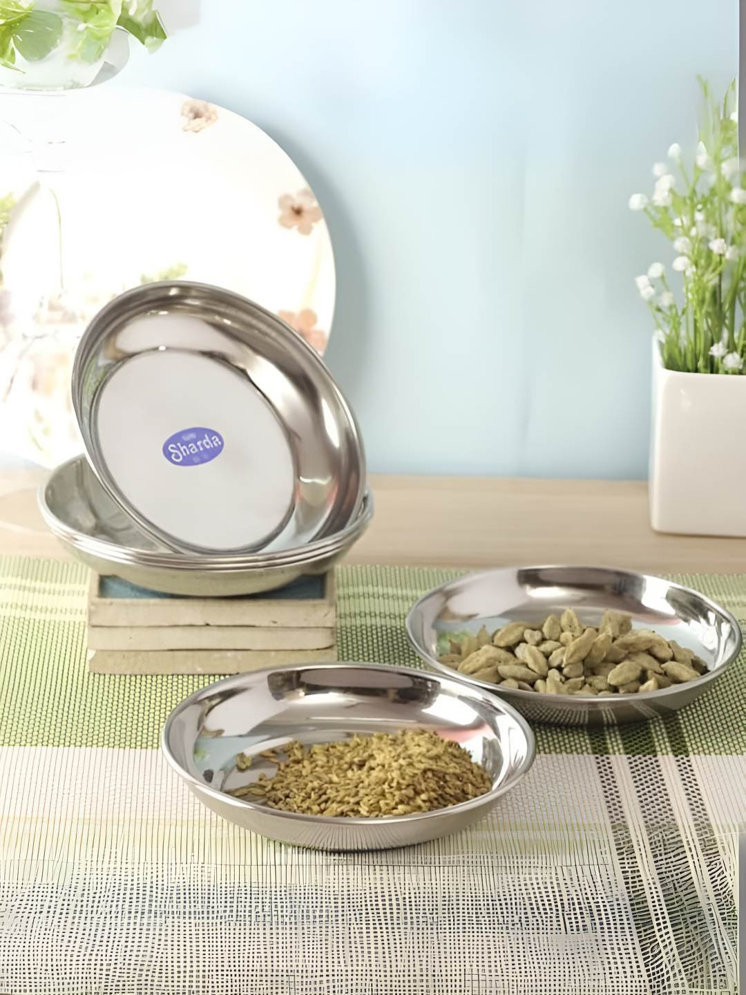 Sharda Metals Silver-Toned 6 Pieces Stainless Steel Glossy Plates