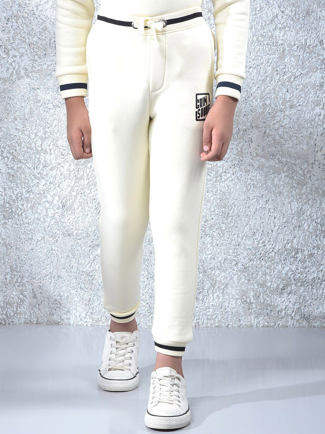 Crimsoune Club Boys Brand Logo Printed Mid-Rise Joggers