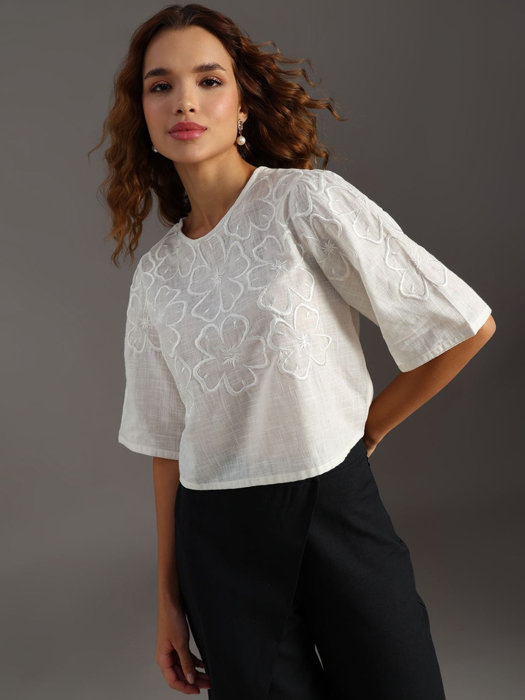 LIMEROAD Off White Floral Crop Top