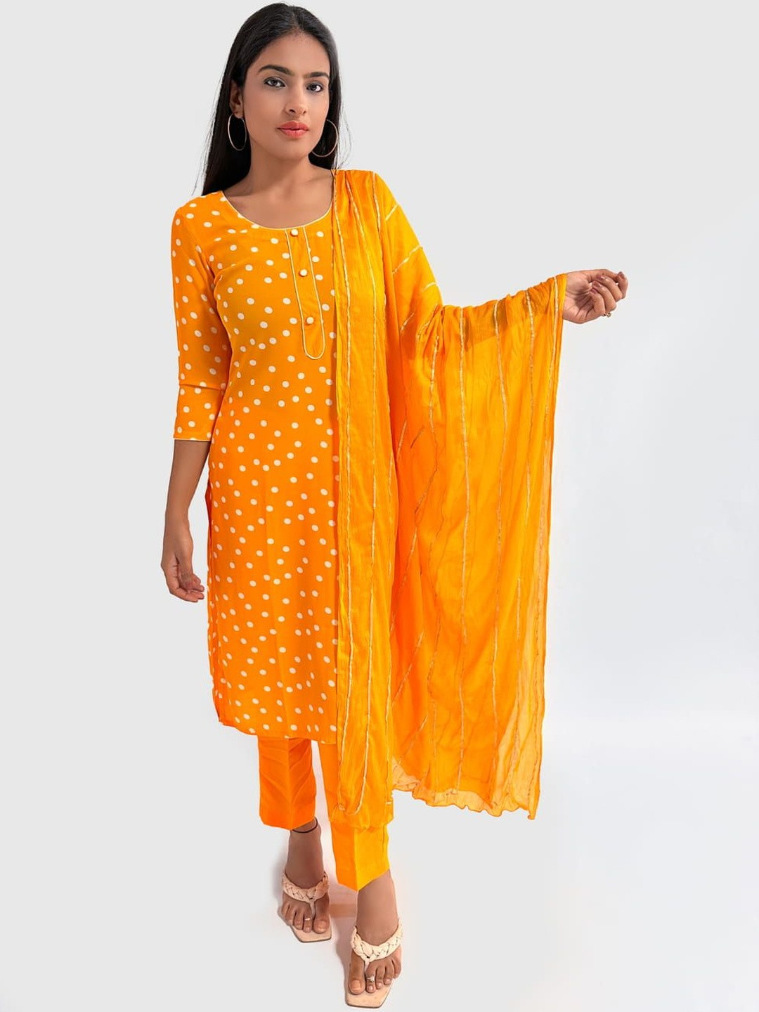 Niyaksha Woman Women Printed Regular Pure Cotton Kurta with Trousers & With Dupatta