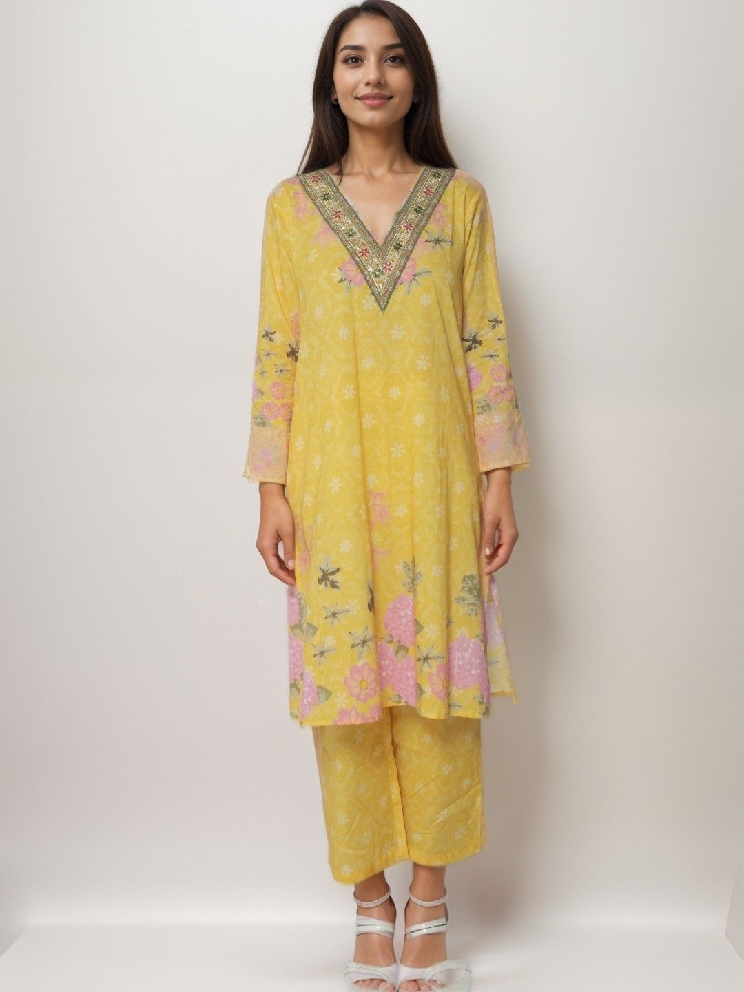 Toscee Women Yellow Printed Cotton Kurta With Trouser