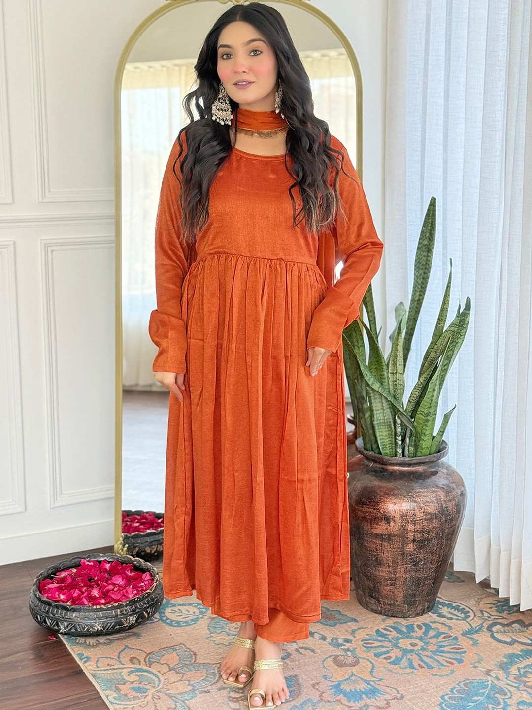 Storebrite Women Solid A-Line Kurta with Trousers & Dupatta