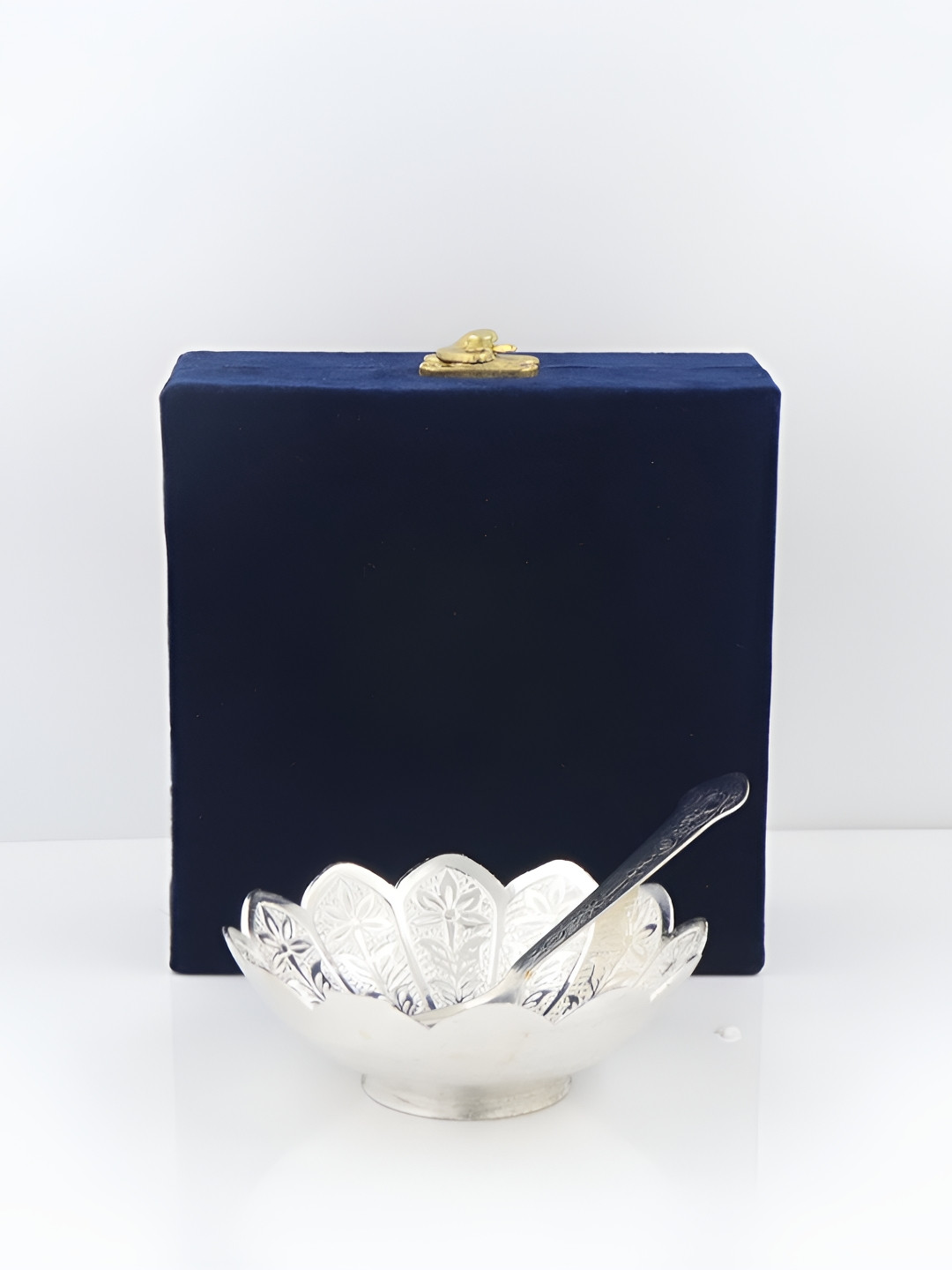 INTERNATIONAL GIFT Silver-Plated Textured Bowl With Spoon In Velvet Gift Box