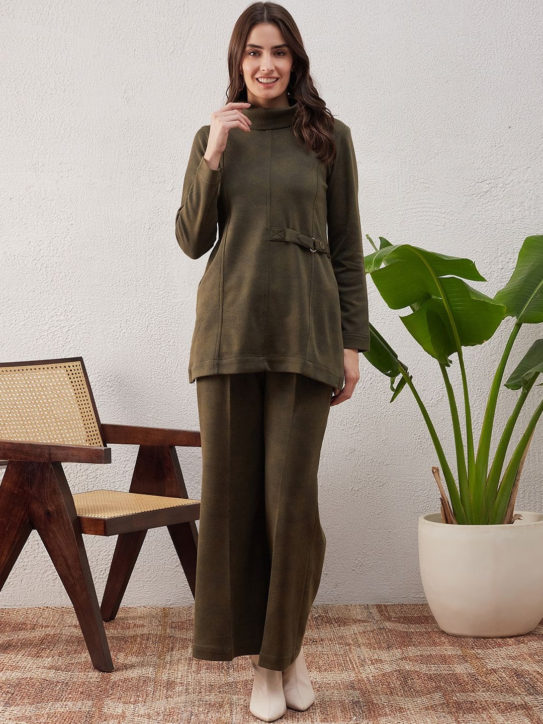 STADO Women Solid Pure Wool Co-Ords