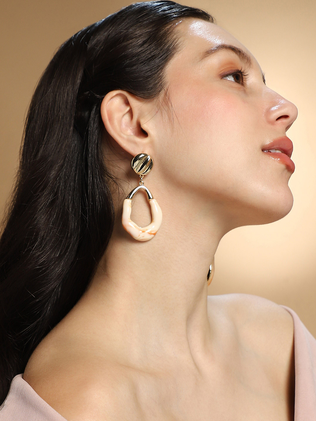 SOHI Gold-Plated Calacatta Drop Earrings