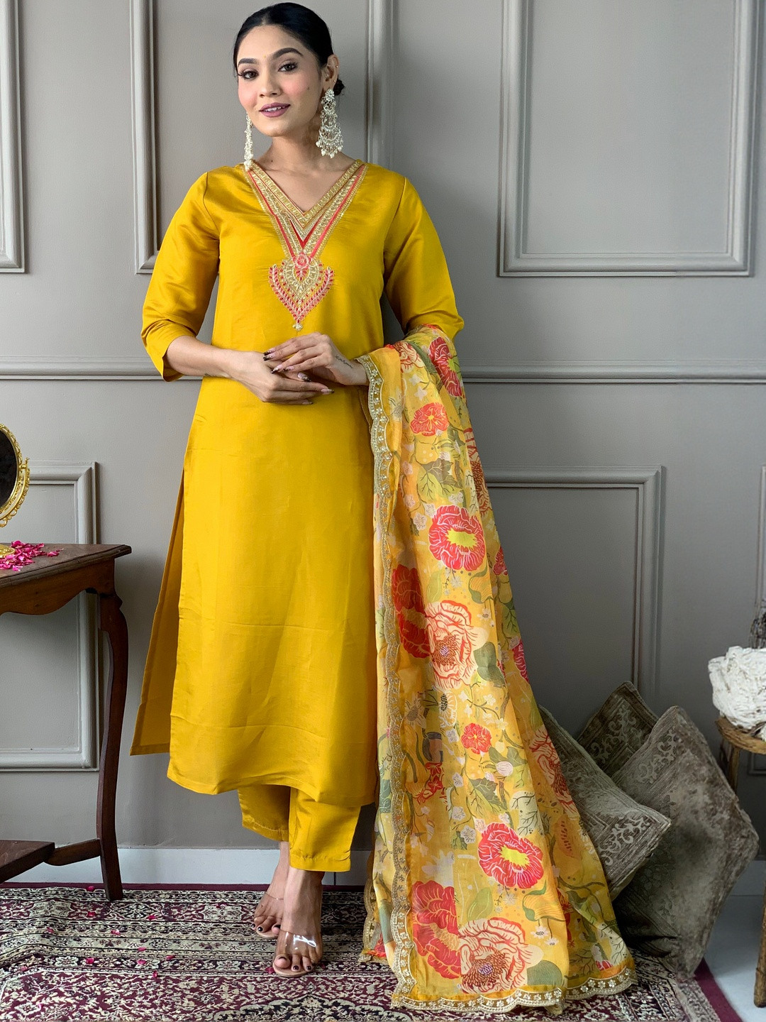 AG TEXTILE Women Ethnic Motifs Yoke Desiogn Kurta with Palazzos & With Dupatta