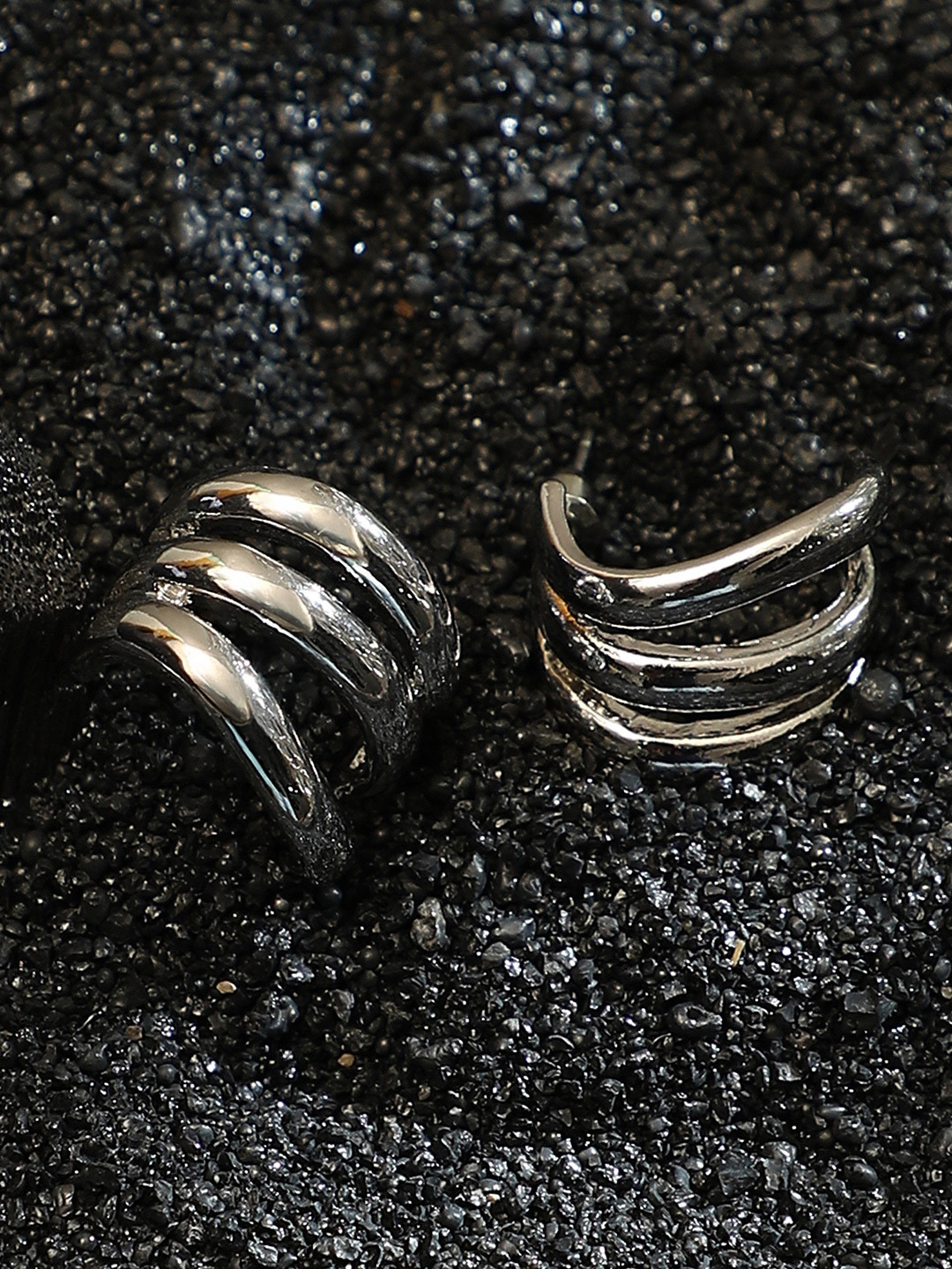 SOHI Silver-Plated The Triad-Line Shaped Half Hoops