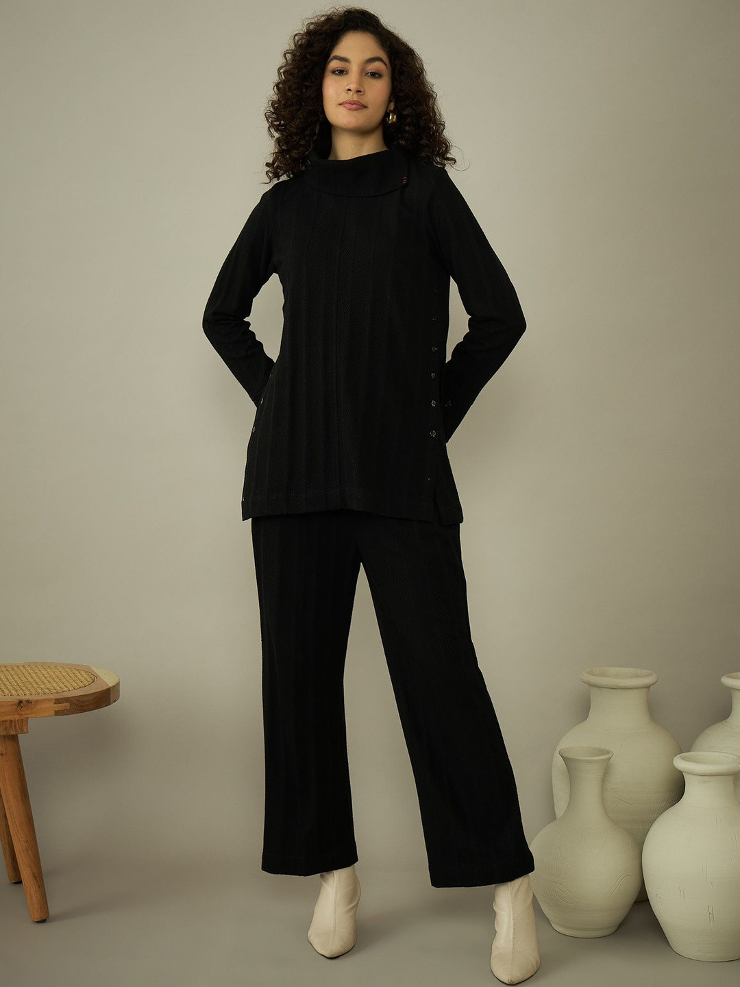 STADO Women Solid Round Neck Top & Trouser