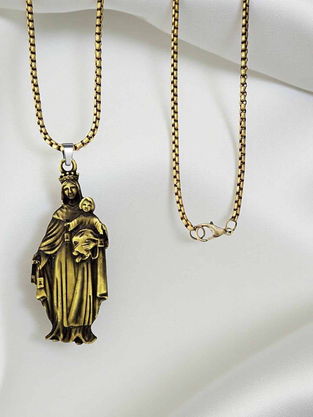 THE MEN GIFT Mother Mary With Baby Jesus Shaped Pendant With Chain