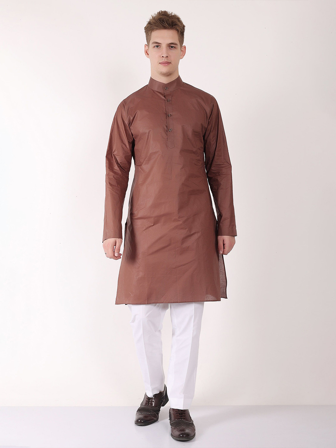 House Of Rama Men Solid Mandarin Collar Thread Work Kurta
