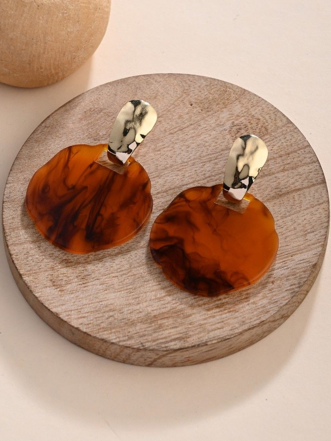 Reenisaa Gold-Plated Artificial Beaded Swirl Shaped Drop Earrings