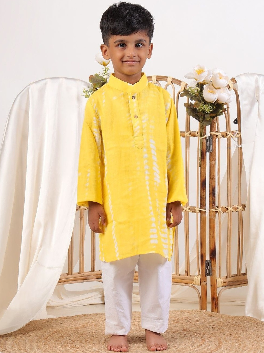 Sangria Boys Yellow Tye Dye Mandarin Collar Long Sleeves Pure Cotton Kurta Sets