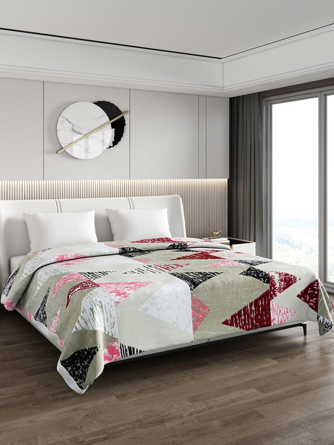 Monte Carlo Grey & Pink Geometric Printed 1000 GSM Heavy Winter Double Bed Blanket