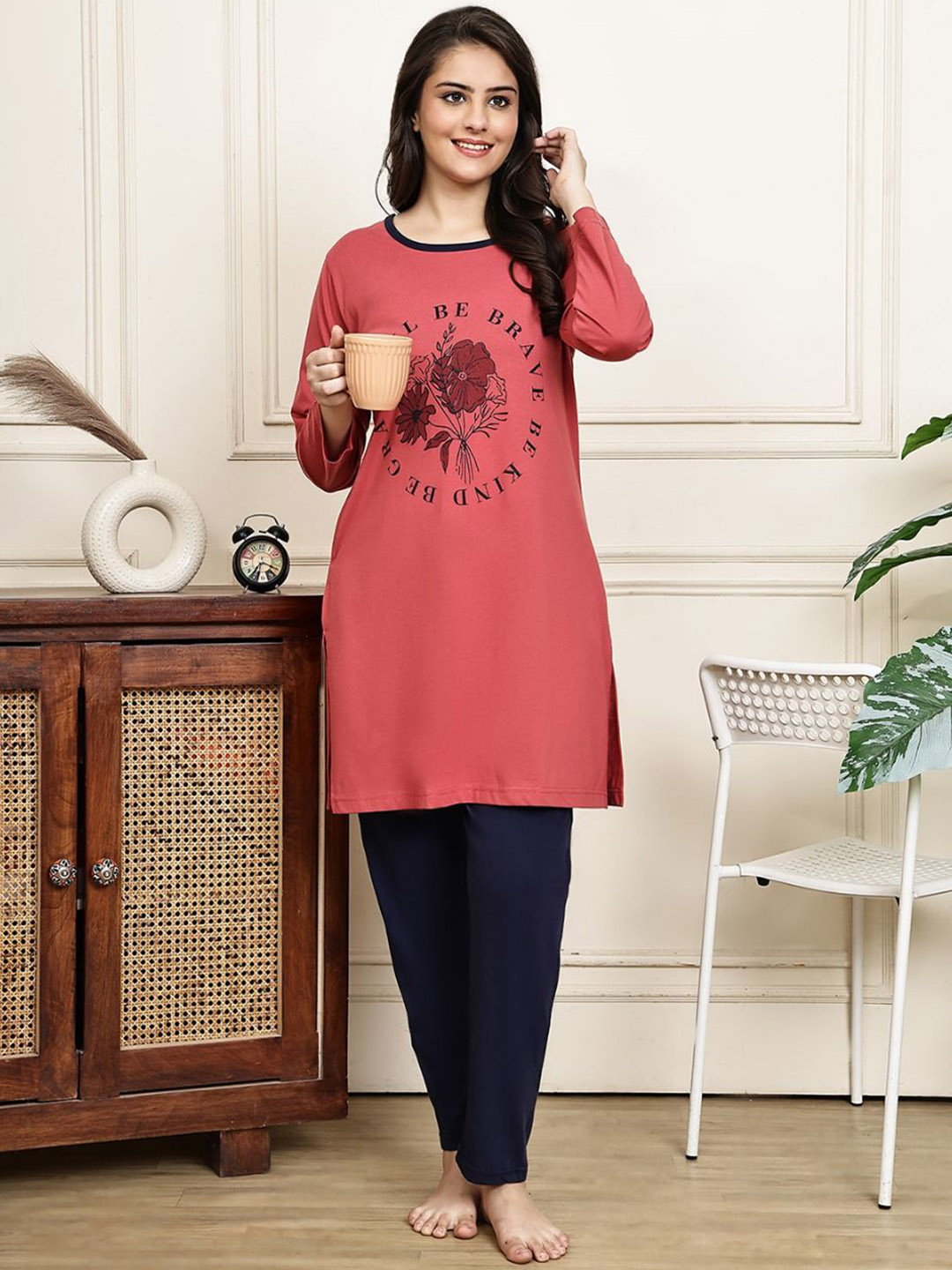 PERFECT LINE Women Graphic Printed Night suit