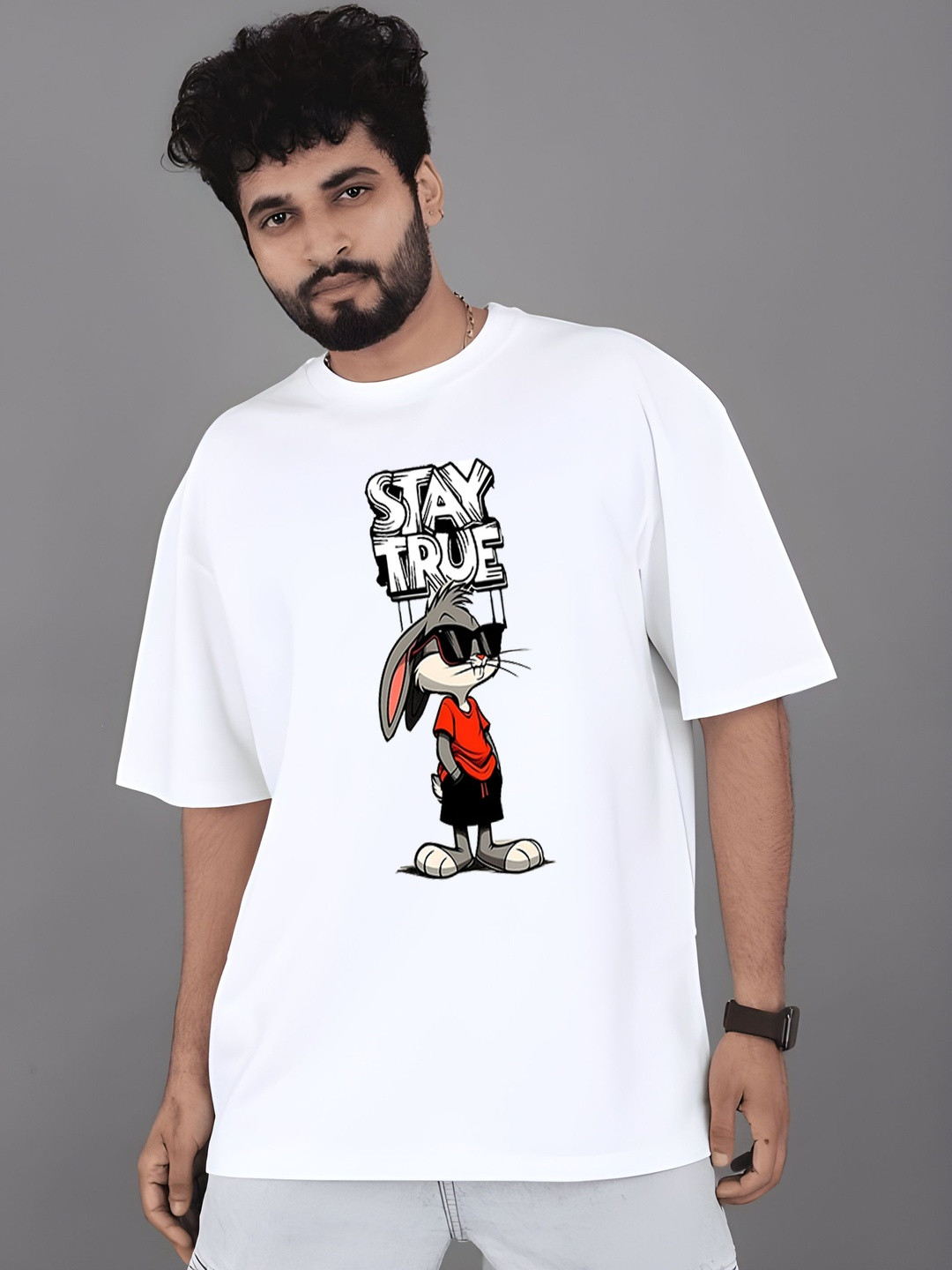 Moda Rapido Bugs Bunny Graphic Printed Drop-Shoulder Sleeves Oversized Cotton T-shirt