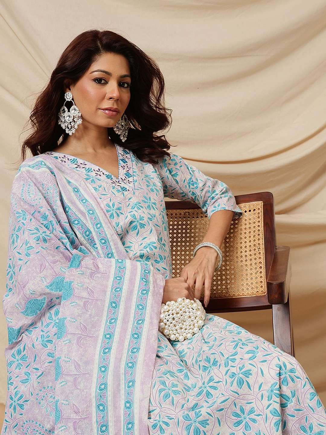 Ginni Arora Label Women Ethnic Motifs Printed Pure Cotton Kurta with Trousers & Dupatta