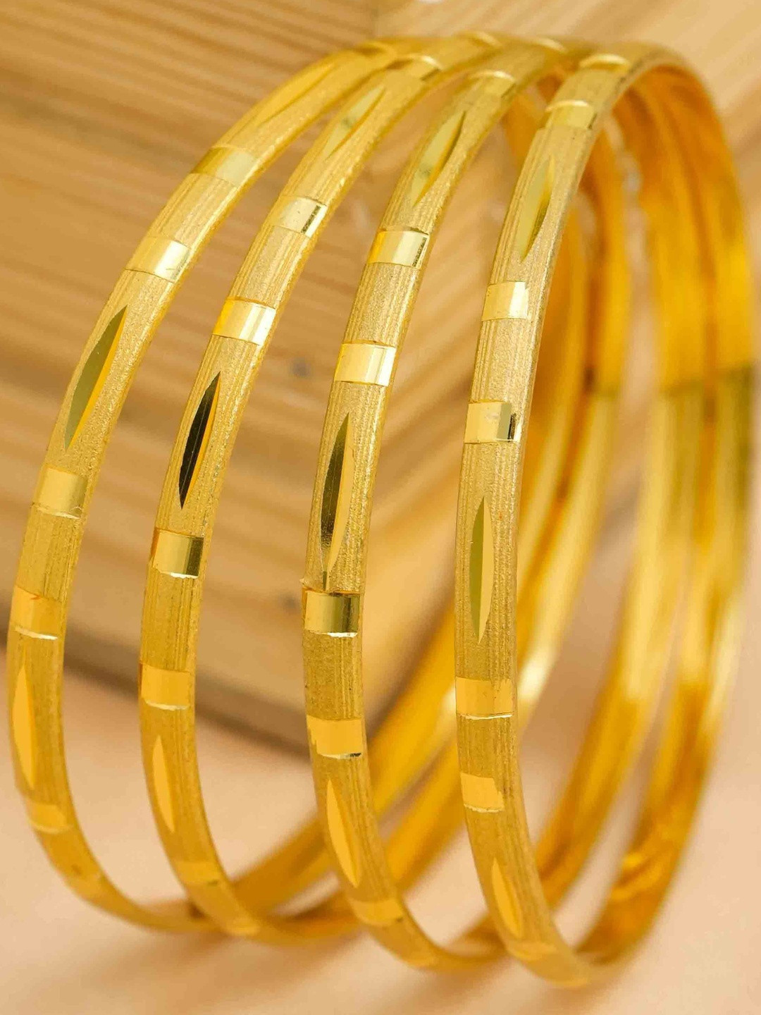 Zeraki Jewels Swati Women Set Of 4 Gold-Plated Bangles