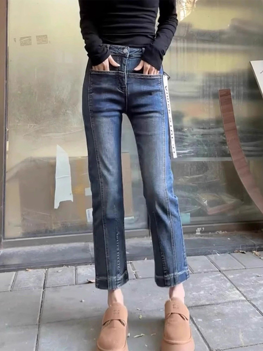 StyleCast Women Straight Fit High-Rise Light Fade Clean Look Front Seam Cropped Jeans