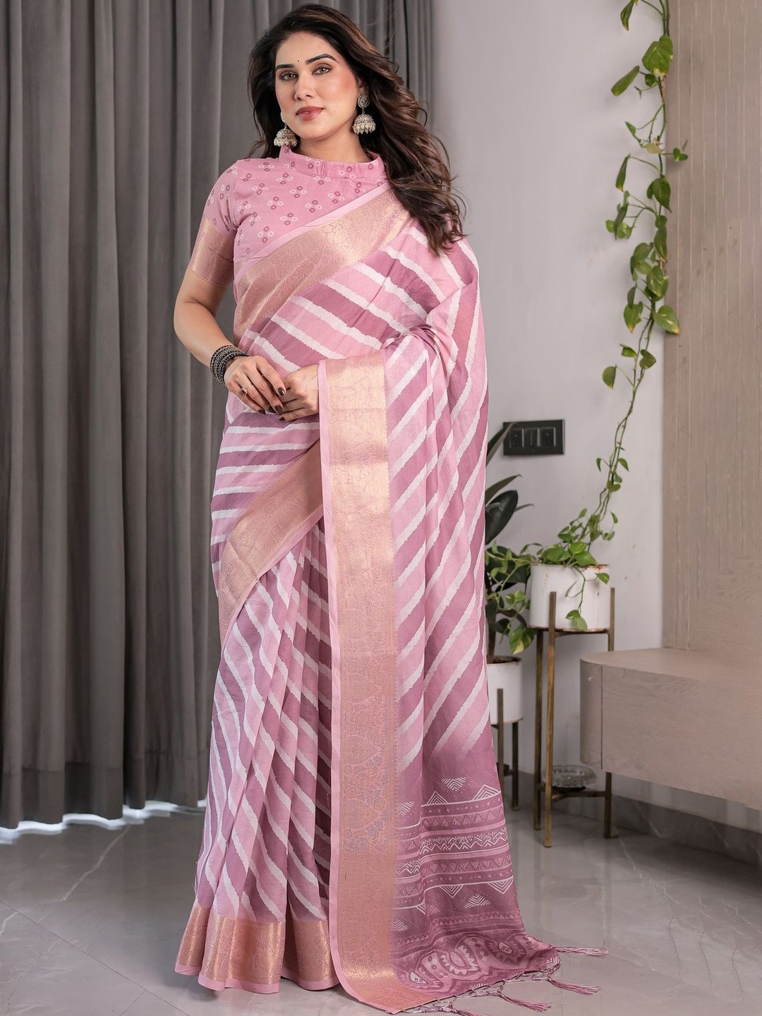 MAHARANI COUTURE Woven Design Striped Pure Cotton Kanjeevaram Saree