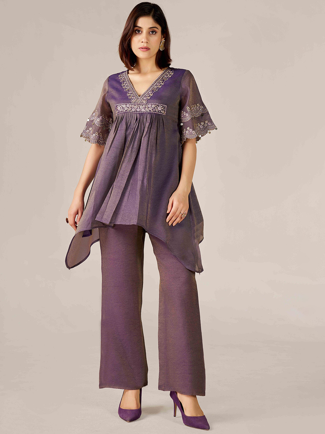IOLY Embroidered V-Neck Short Sleeve Top With Trouser Co-Ords