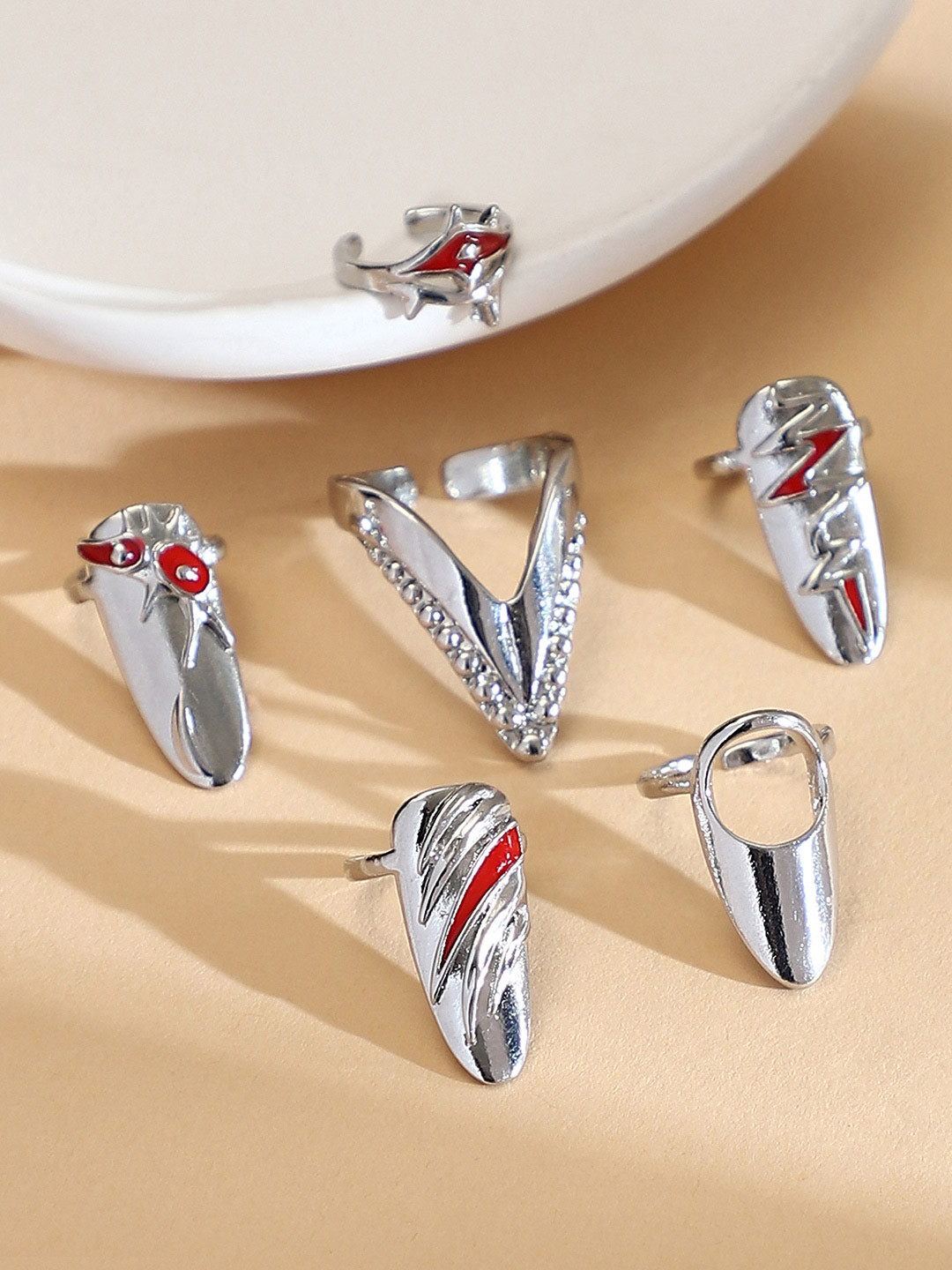 SOHI Set Of 4 Silver-Plated Enamelled The Wonder Nail Finger Rings