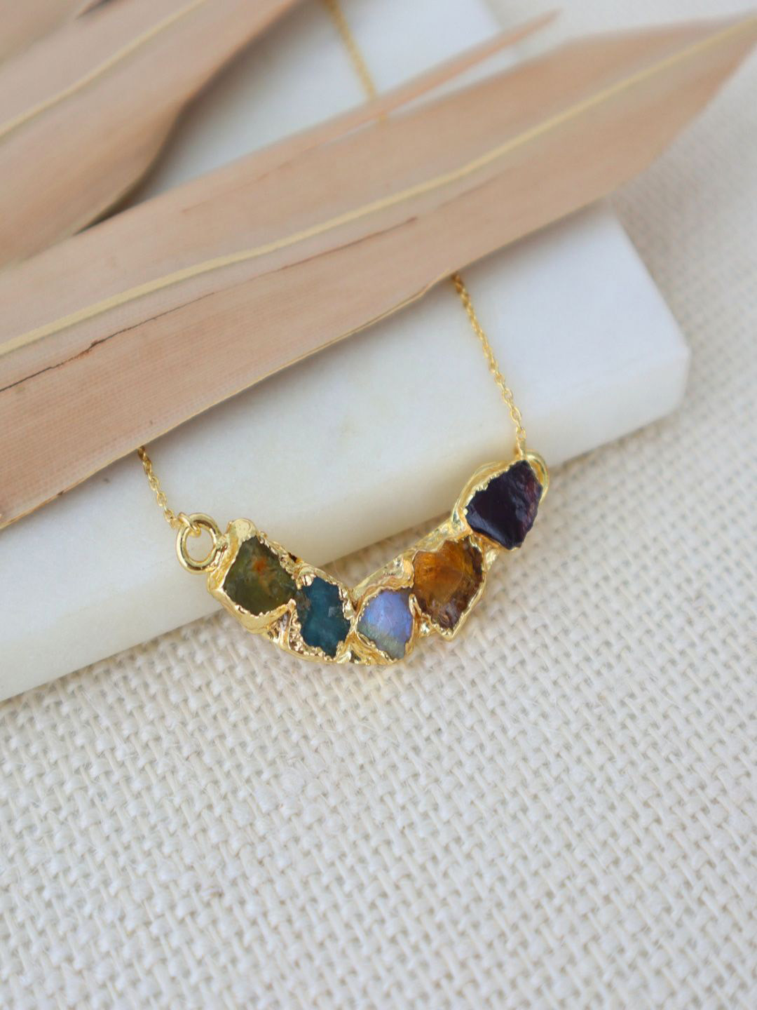 Wear Zing Gold Plated Artifcial Stones Studded Statement Necklace