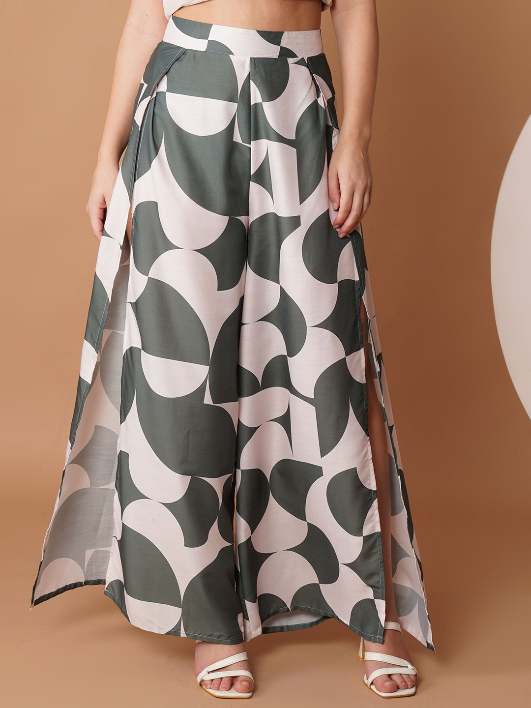 U&F Women Printed Wide Leg Palazzos