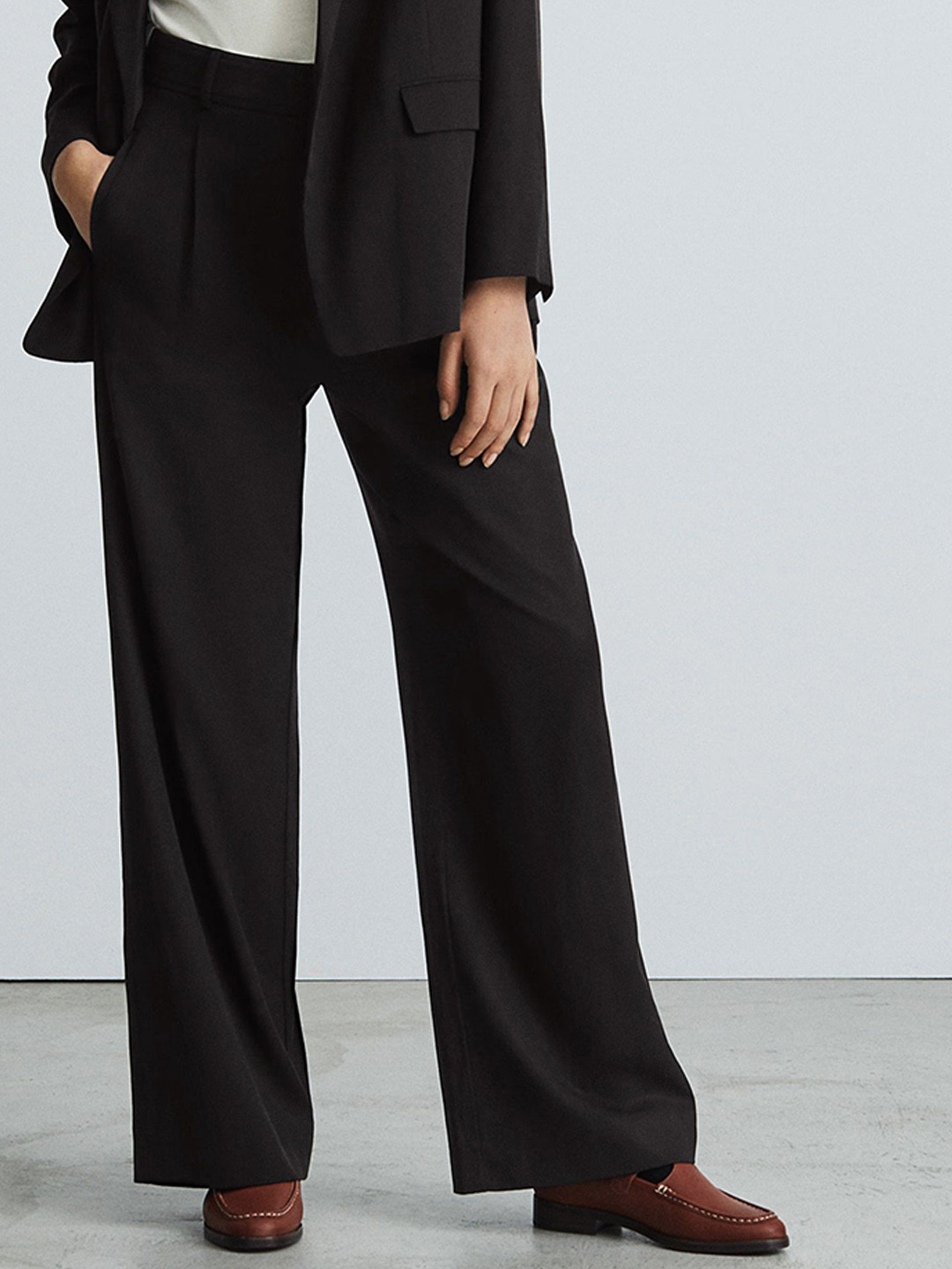 FNOCKS Women Comfort Wide Leg High-Rise Pleated Formal Trousers