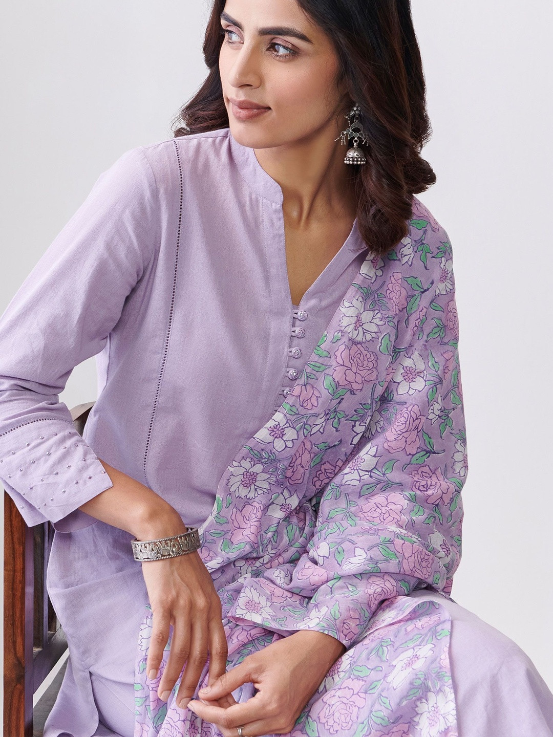 J.KANJI Women Floral Printed Kurta with Patiala & Dupatta