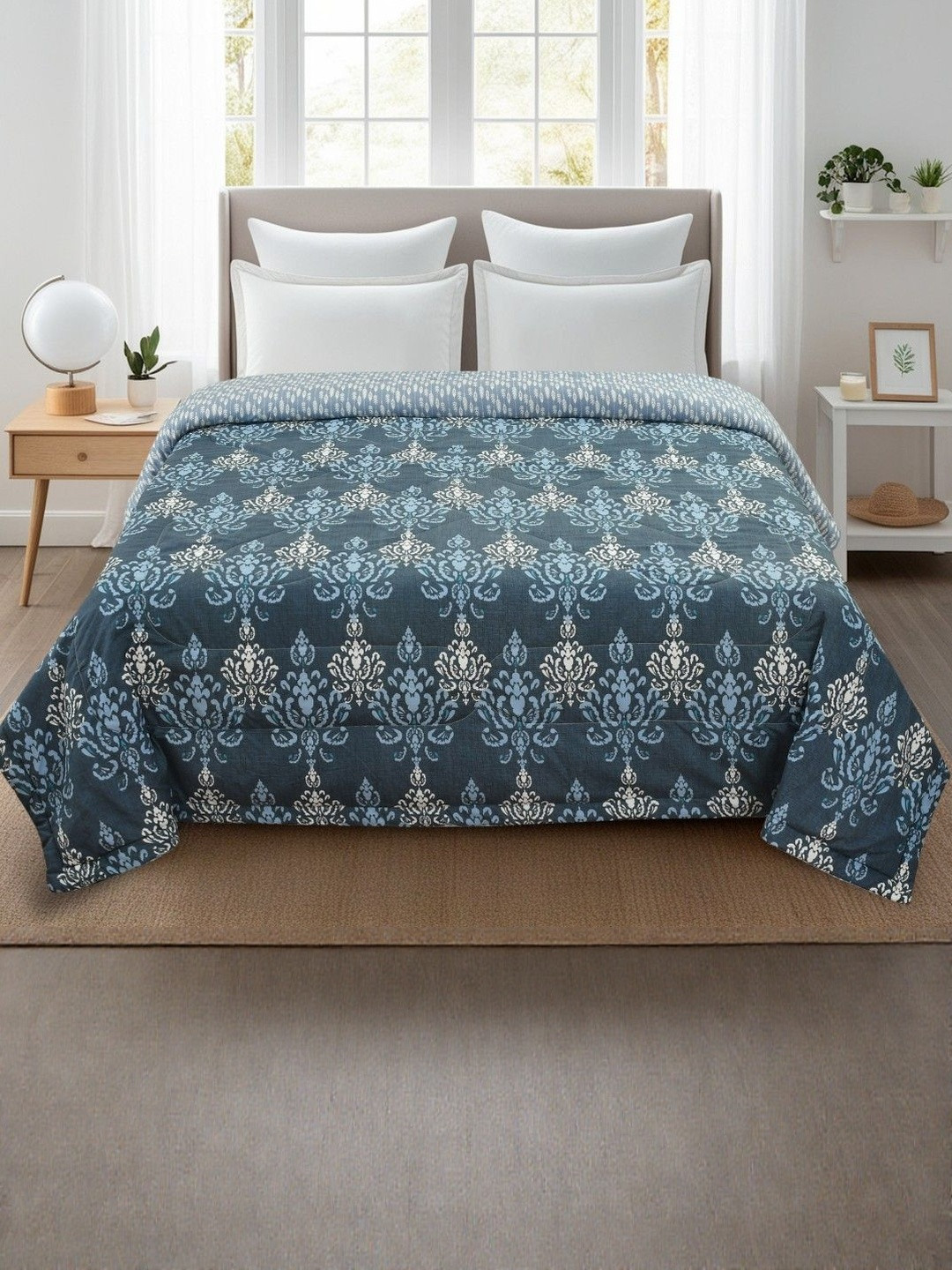FURNOFY 200 GSM Blue & Blue Woollen Heavy Winter Comforter