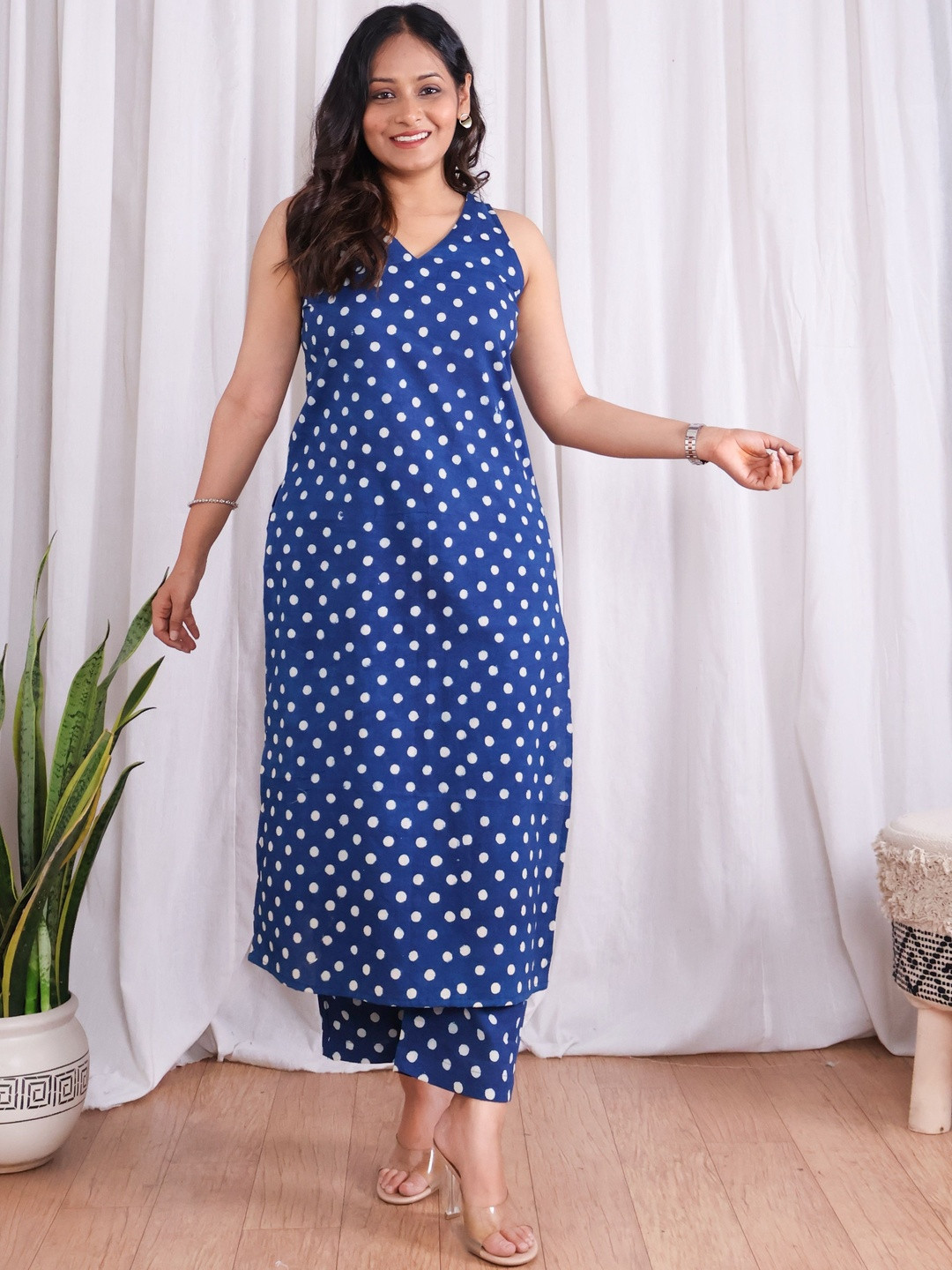 Sivaka India Women Hand Block Polka Printed High Slit Pure Cotton Kurta with Trousers
