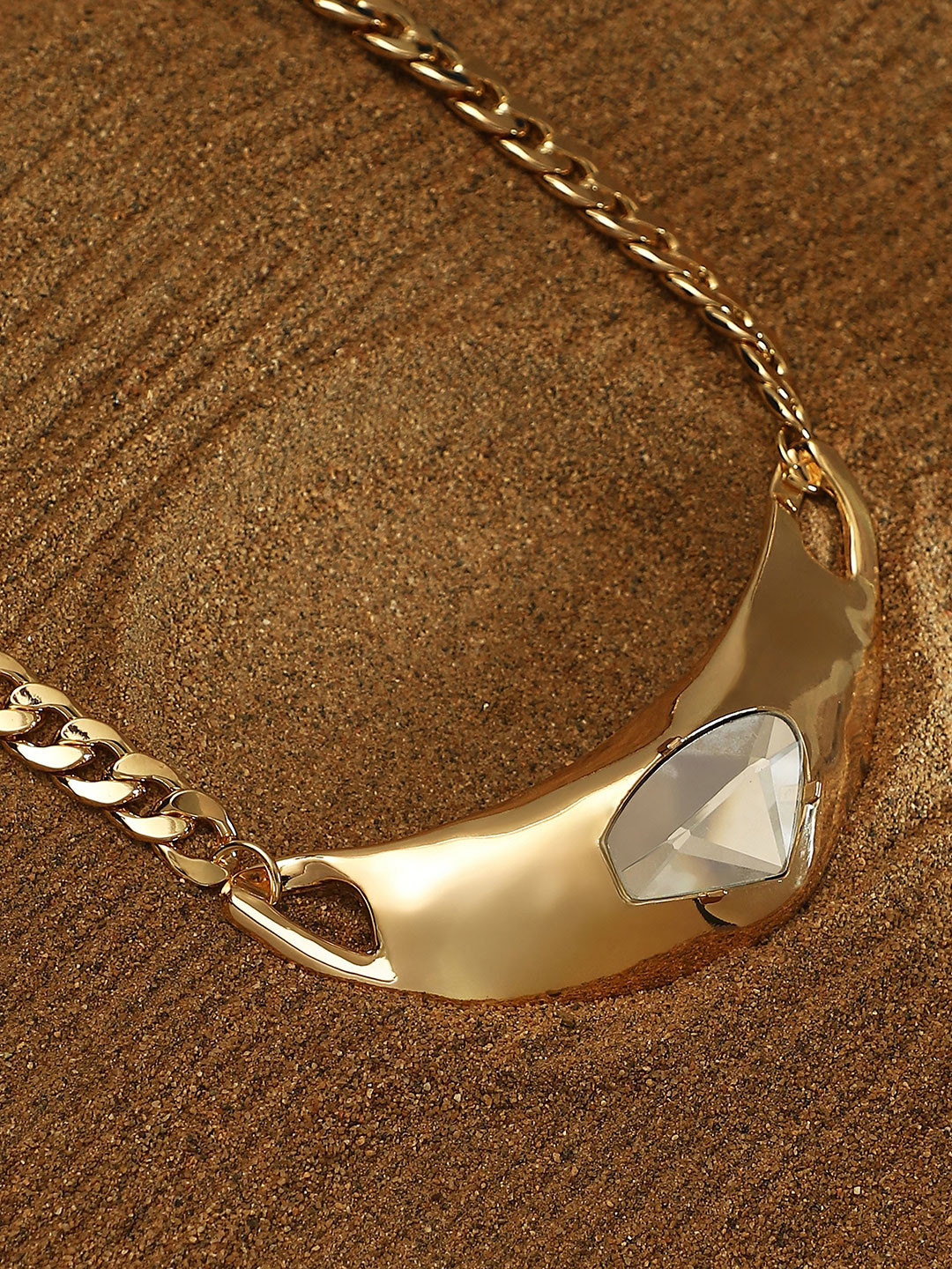 SOHI Gold-Plated The Petra-Chain Collar Necklace